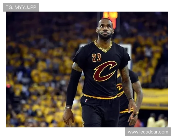 詹姆斯队长引领足球明星新潮流展现运动精神与团队合作魅力